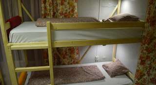 Гостиница Hostel Raduga Волгоград Кровать в общем 6-местном номере для женщин-6